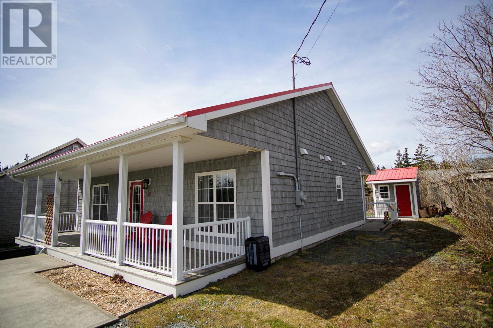 50 Church Street, Lockeport, Nova Scotia  B0T 1L0 - Photo 2 - 202608133