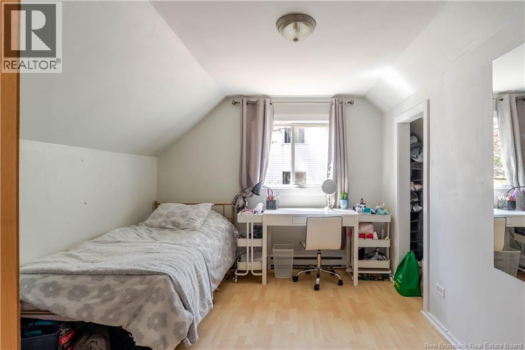 683 Hanson Street, Fredericton, New Brunswick  E3B 4A1 - Photo 9 - NB137741
