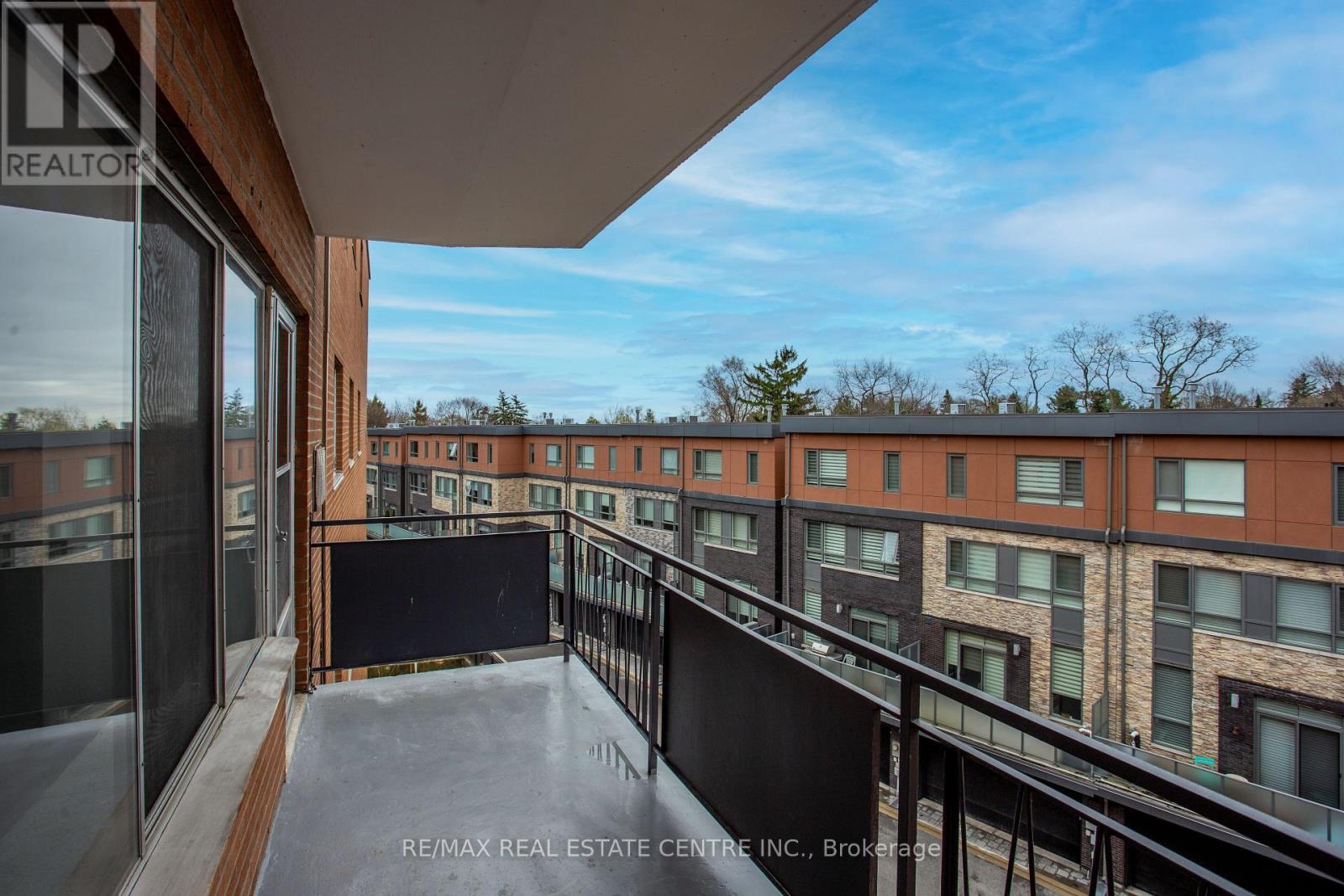 406 - 371 Lakeshore Road W, Mississauga, Ontario  L5H 1H4 - Photo 15 - W13031744