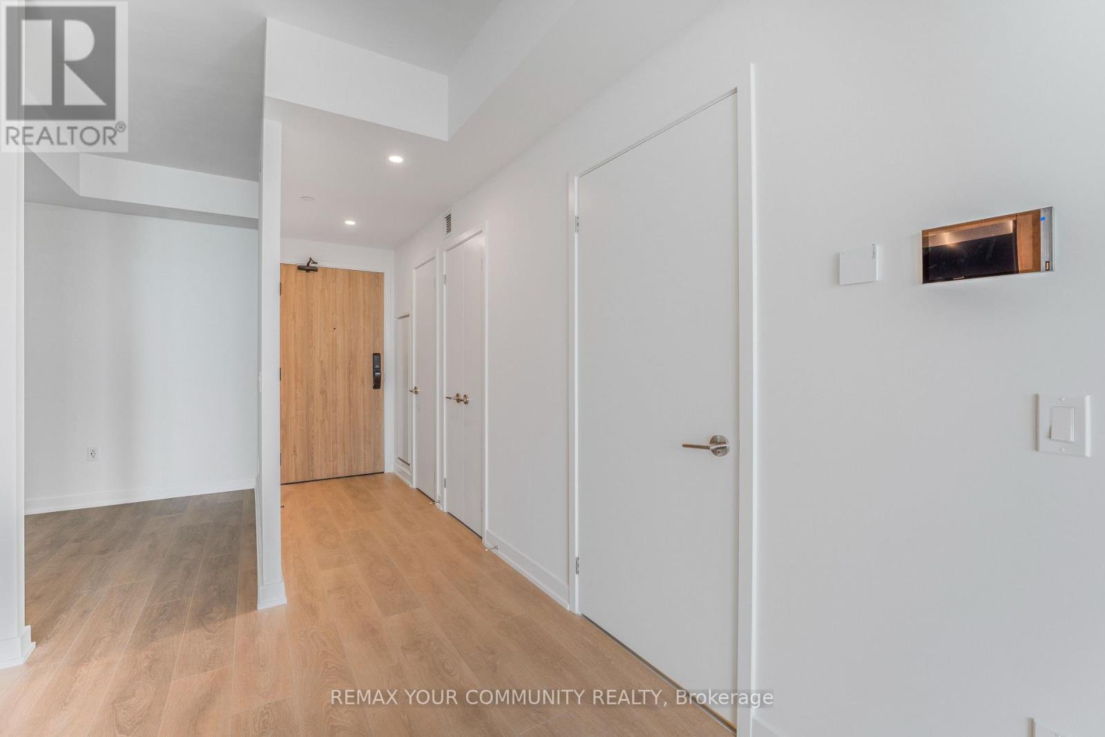 2412 - 1 Fairview Road E, Mississauga, Ontario  L5A 4C6 - Photo 12 - W13031764