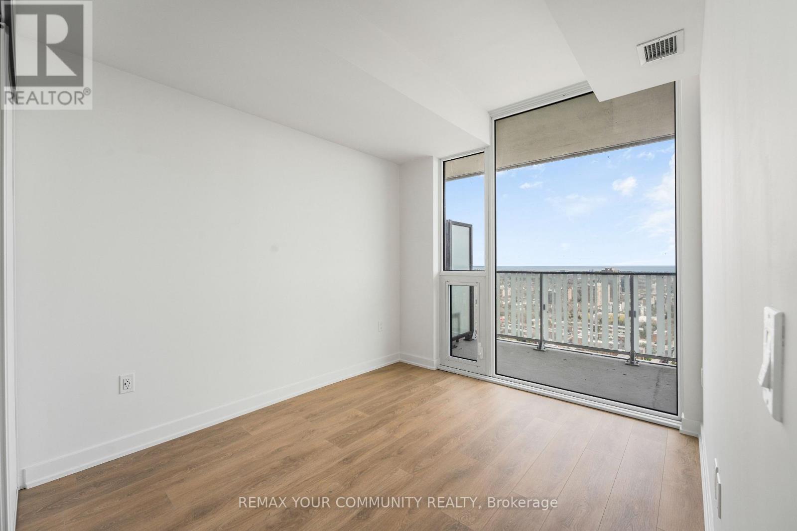 2412 - 1 Fairview Road E, Mississauga, Ontario  L5A 4C6 - Photo 23 - W13031764