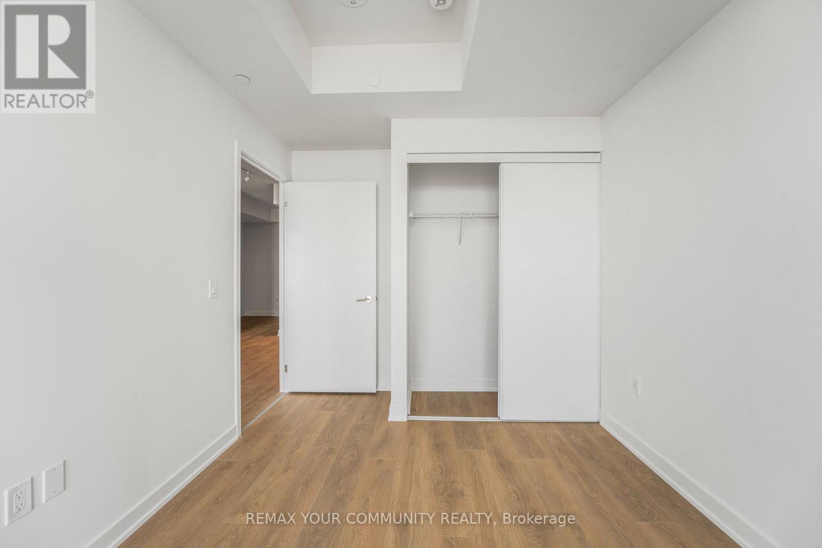 2412 - 1 Fairview Road E, Mississauga, Ontario  L5A 4C6 - Photo 25 - W13031764