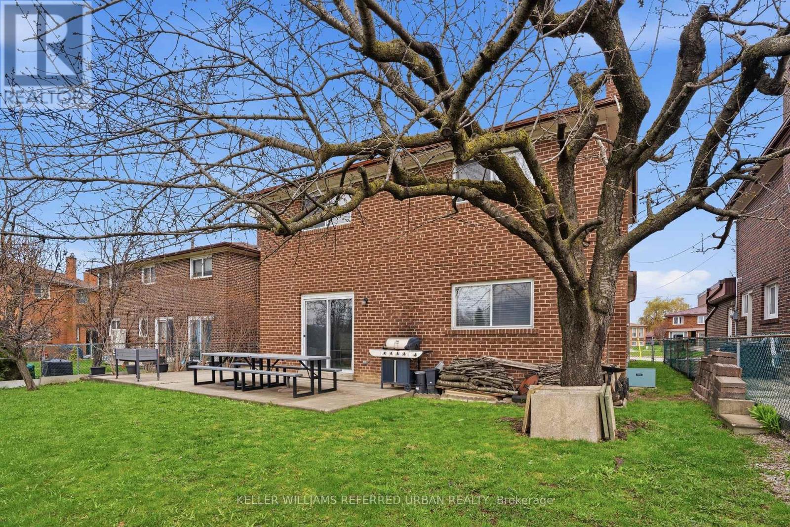 6 Urban Court, Toronto (Elms-Old Rexdale), Ontario  M9W 5V6 - Photo 37 - W13031784