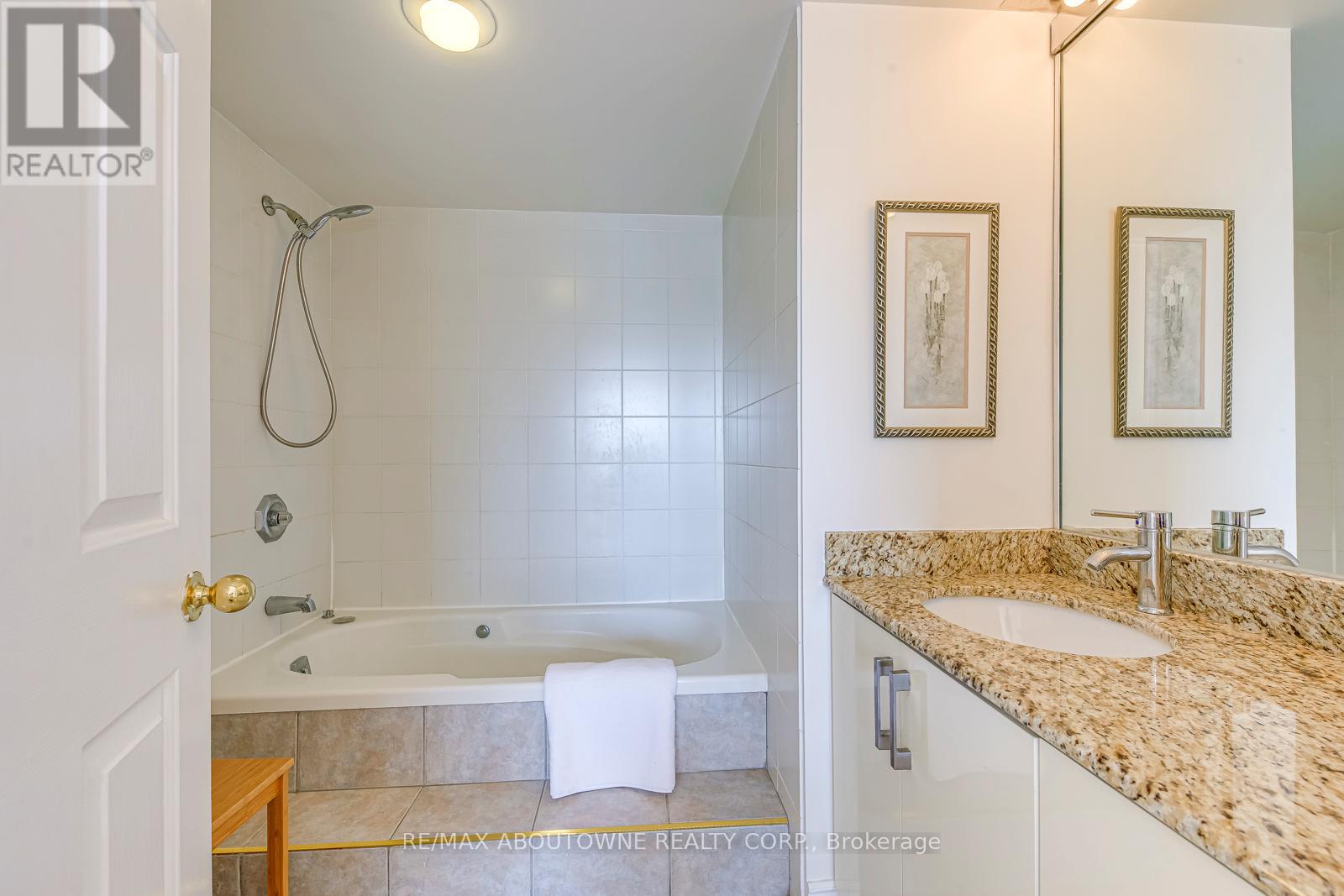 613 - 1700 The Collegeway, Mississauga, Ontario  L5L 4M2 - Photo 32 - W13031786