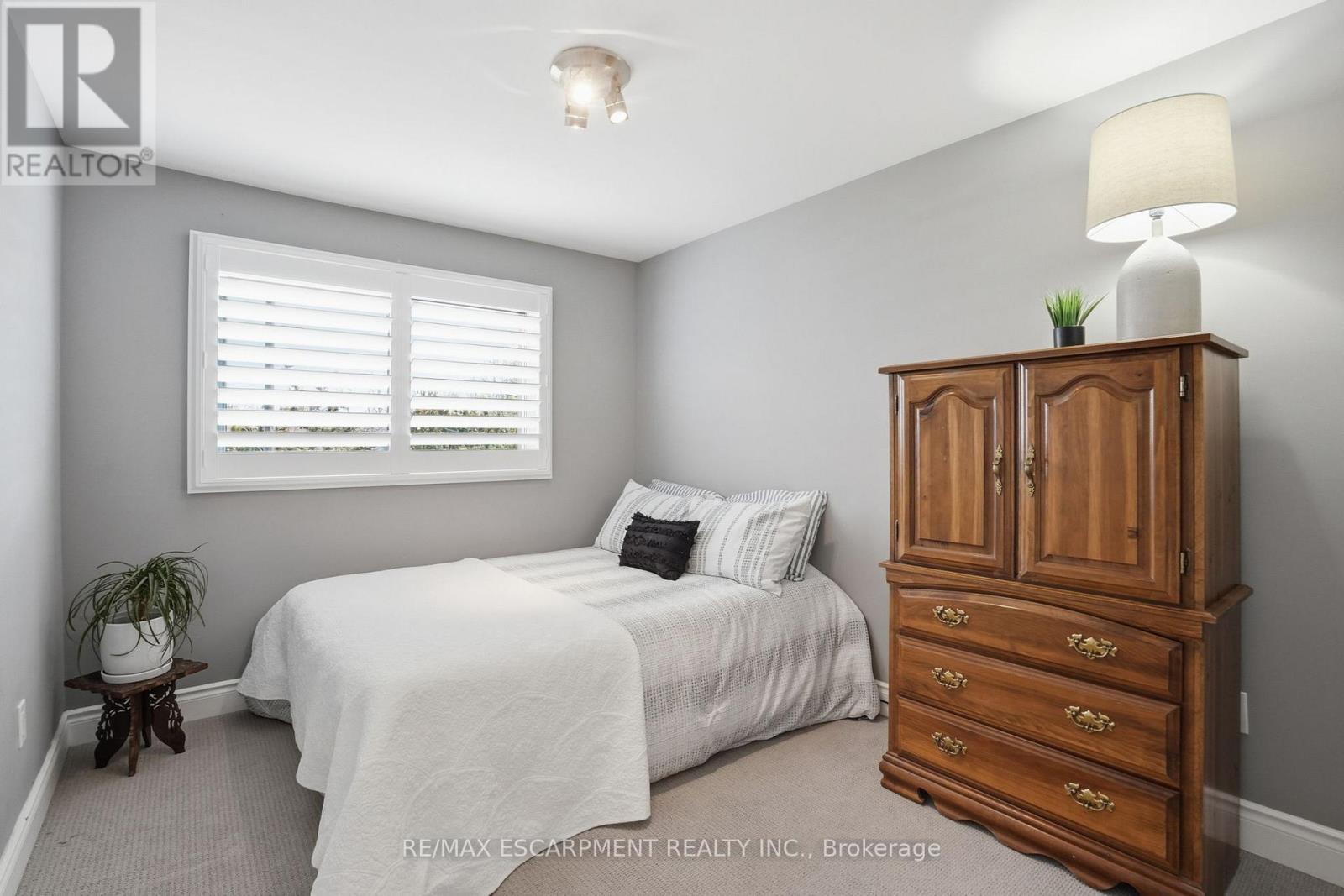 663 Mullin Way, Burlington, Ontario  L7L 4J6 - Photo 29 - W13031876