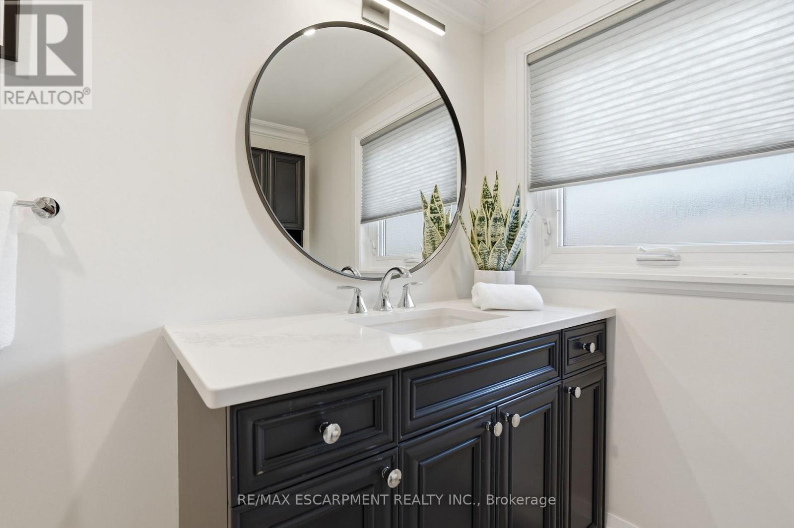 663 Mullin Way, Burlington, Ontario  L7L 4J6 - Photo 30 - W13031876