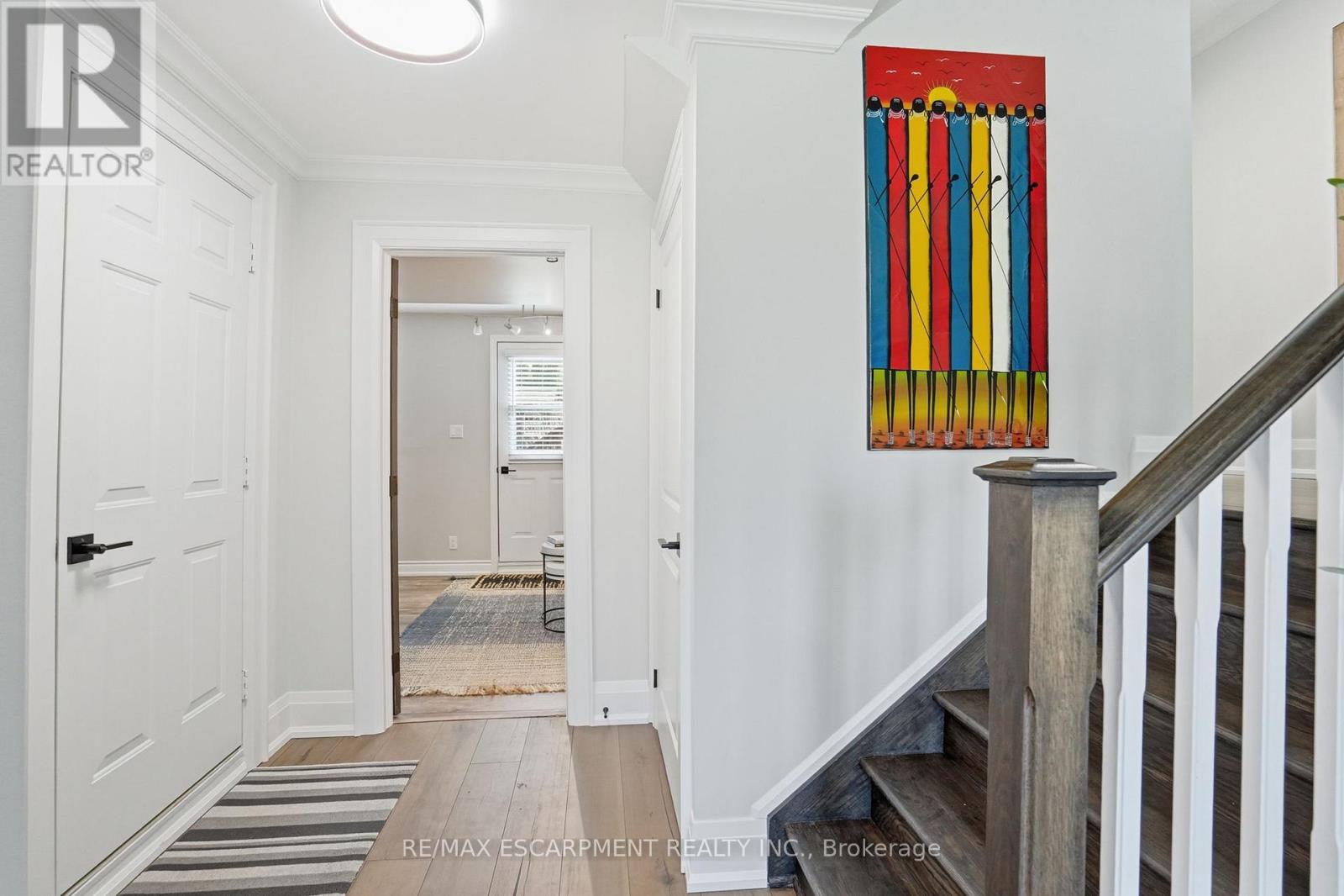 663 Mullin Way, Burlington, Ontario  L7L 4J6 - Photo 6 - W13031876