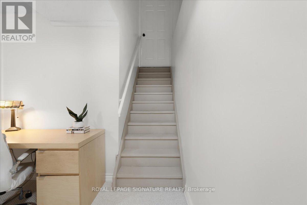 1093 Senlac Court, Mississauga, Ontario  L5V 1B8 - Photo 40 - W13031882