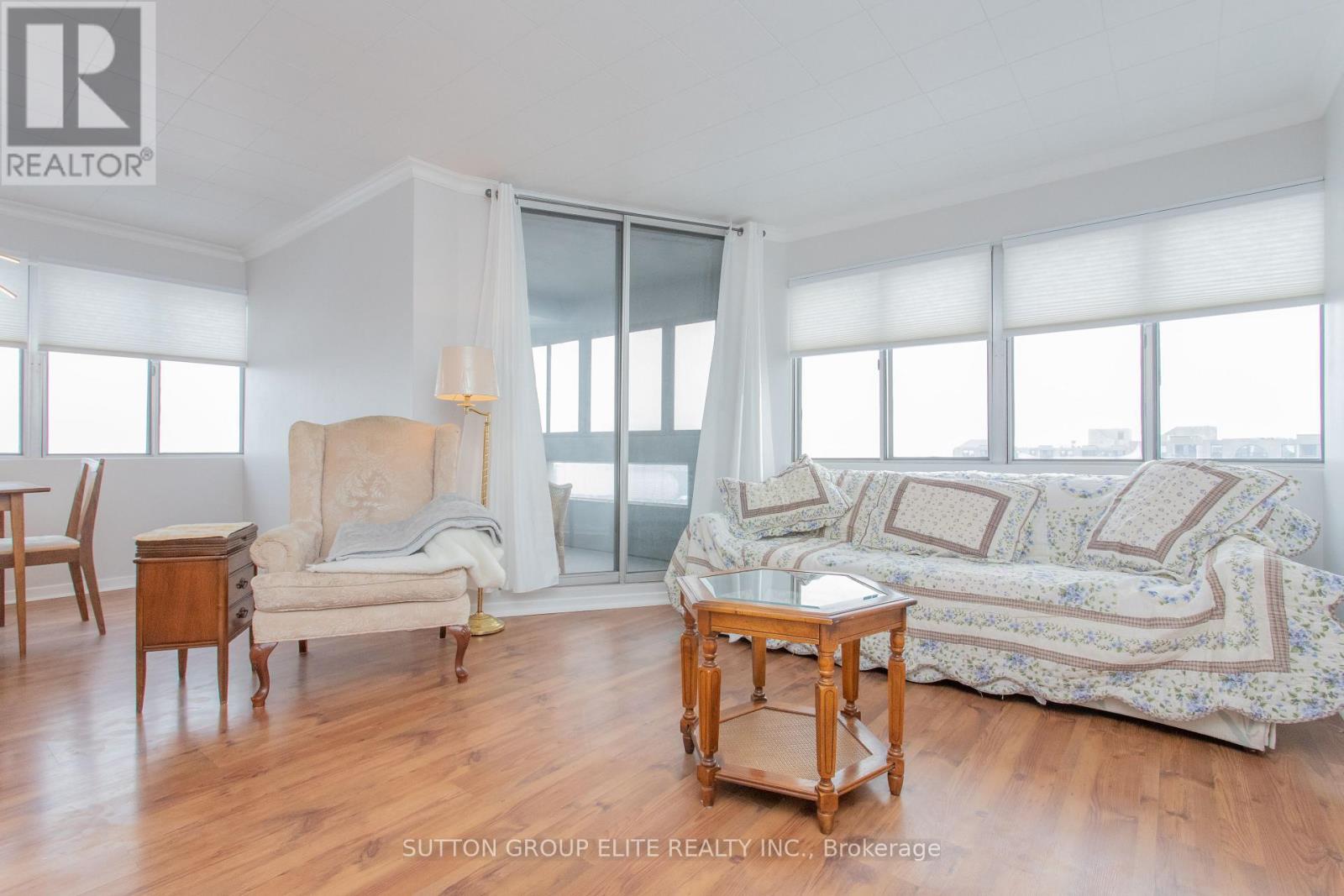 1812 - 1580 Mississauga Valley Boulevard, Mississauga, Ontario  L5A 3T8 - Photo 33 - W13031988