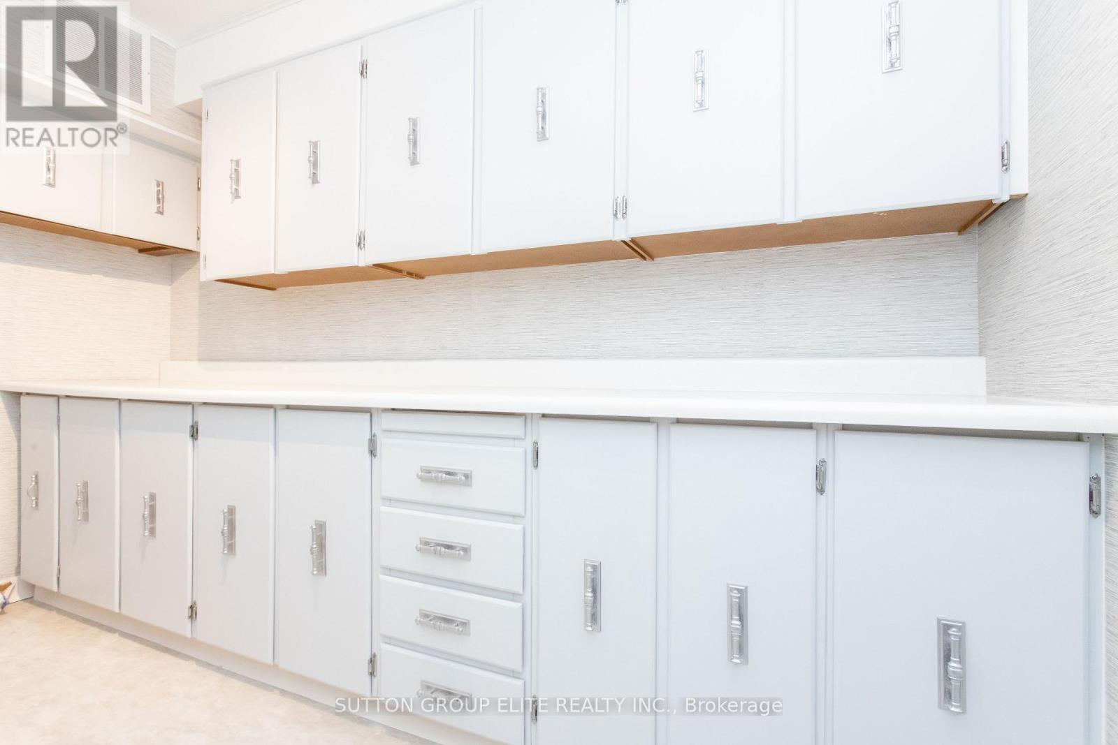 1812 - 1580 Mississauga Valley Boulevard, Mississauga, Ontario  L5A 3T8 - Photo 4 - W13031988