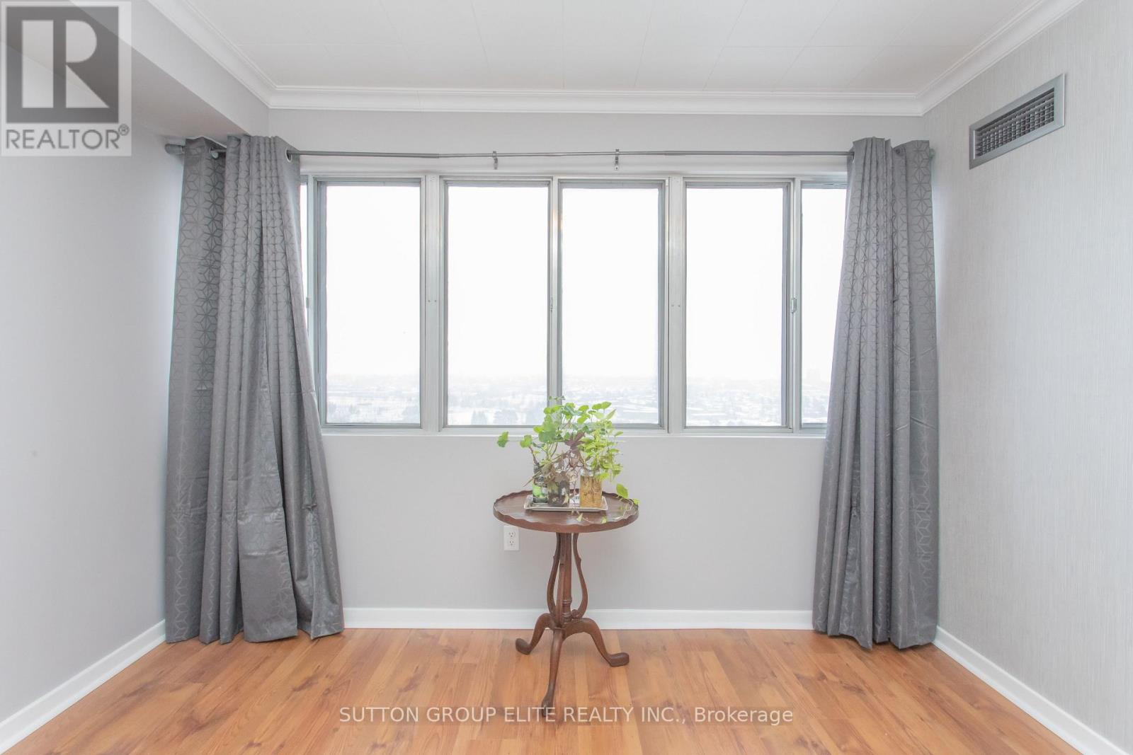 1812 - 1580 Mississauga Valley Boulevard, Mississauga, Ontario  L5A 3T8 - Photo 7 - W13031988