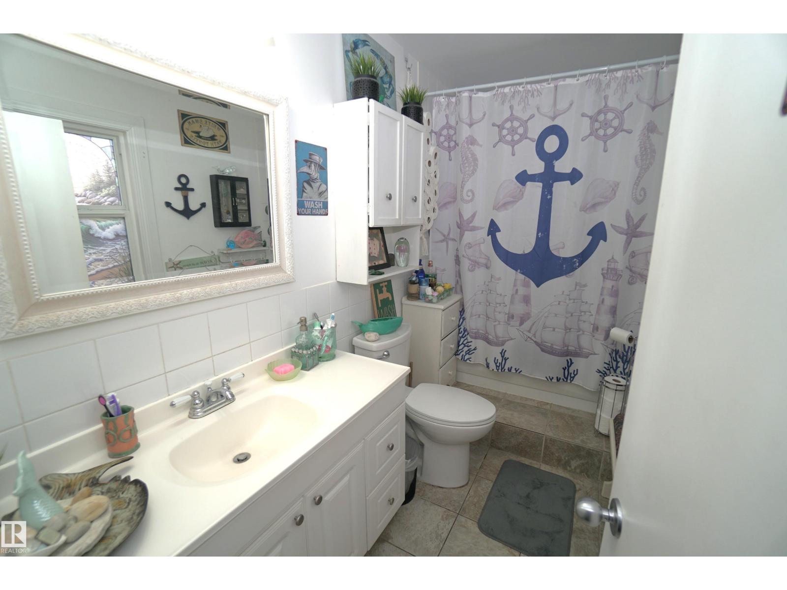 10026 87 Av Nw, Edmonton, Alberta  T6E 2N9 - Photo 15 - E4483556