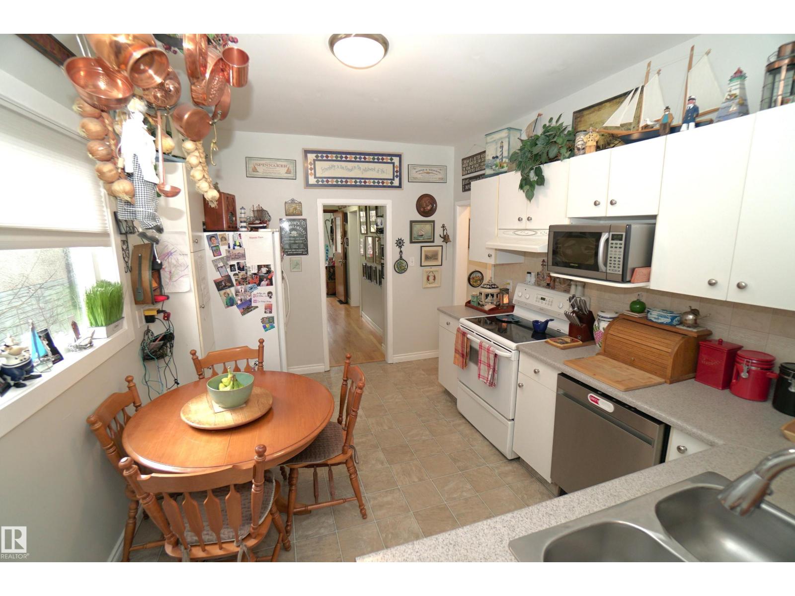 10026 87 Av Nw, Edmonton, Alberta  T6E 2N9 - Photo 10 - E4483556