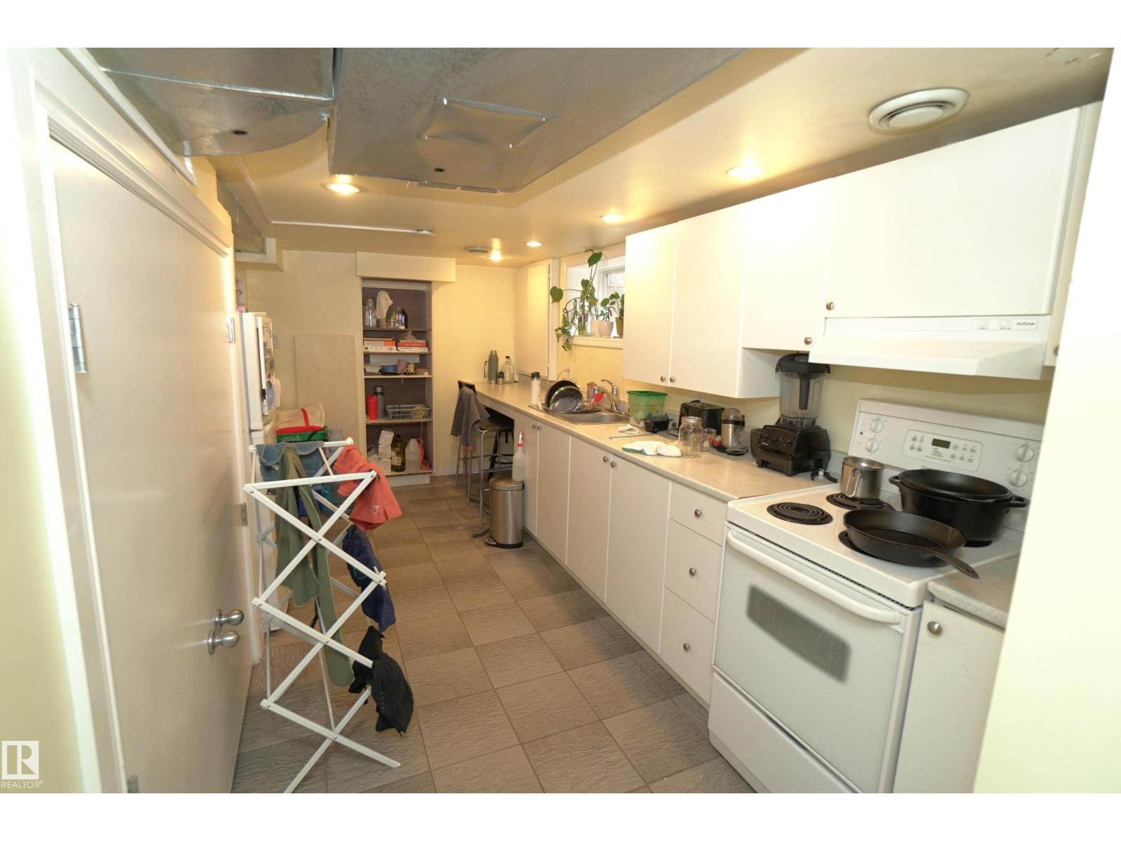 10026 87 Av Nw, Edmonton, Alberta  T6E 2N9 - Photo 33 - E4483556