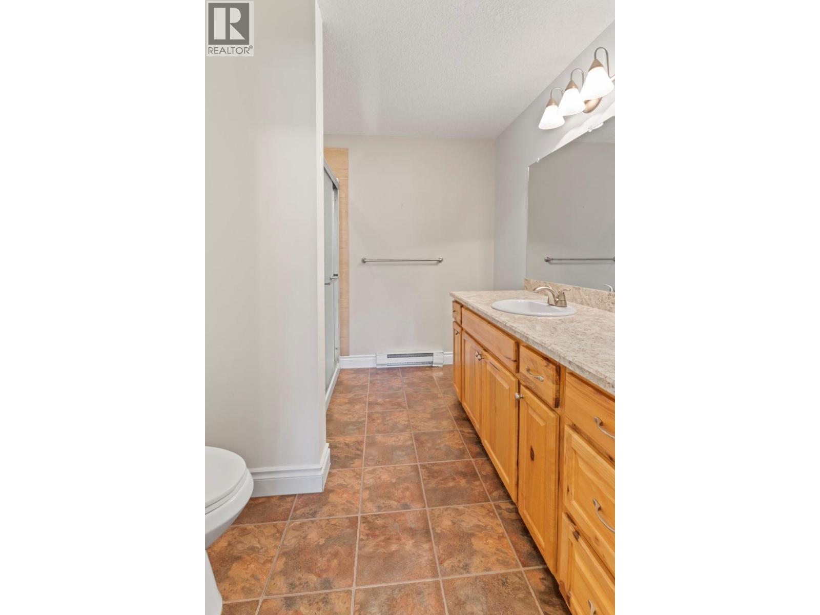 415 16th Avenue N, Creston, British Columbia  V0B 1G5 - Photo 14 - 10383829