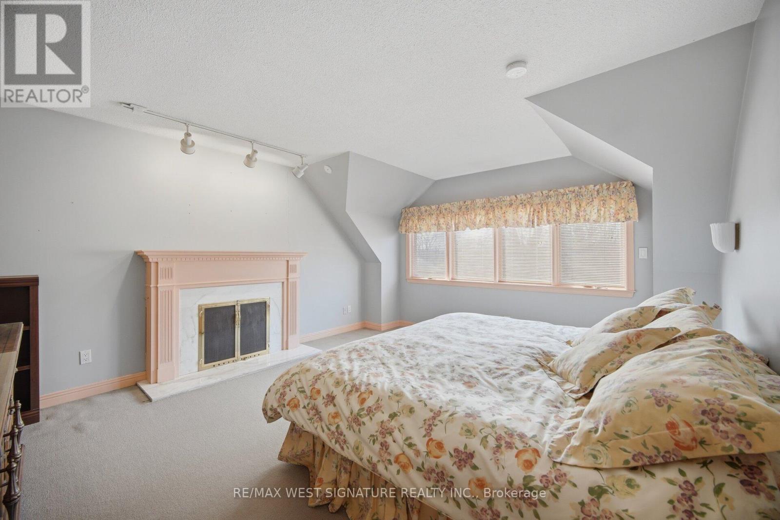 126 Curtis Crescent, King, Ontario  L7B 1C2 - Photo 17 - N13031986