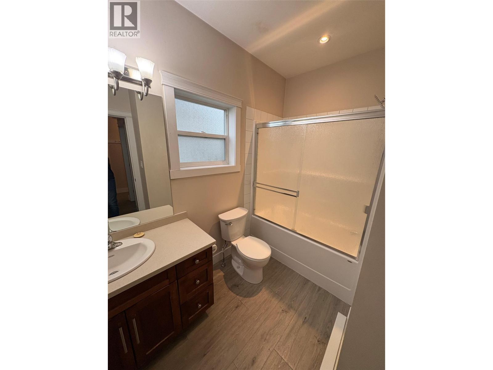 425 Taylor Road, Kelowna, British Columbia  V1X 4G3 - Photo 6 - 10384394