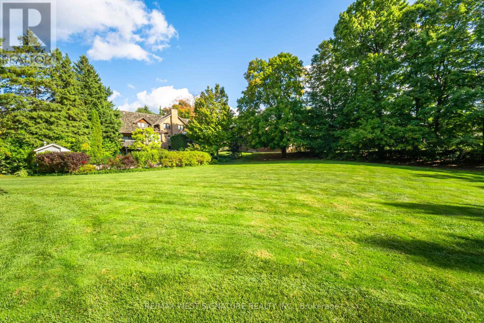 126 Curtis Crescent, King, Ontario  L7B 1C2 - Photo 36 - N13031986