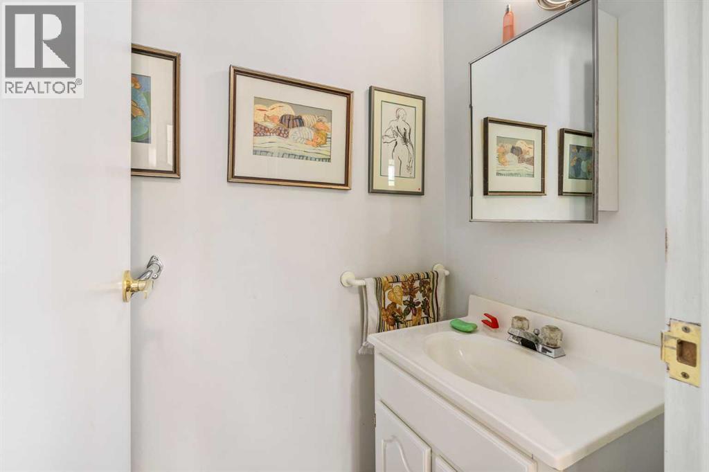 2003 2 Street SW, Calgary, Alberta  T2S 1S4 - Photo 14 - A2288656