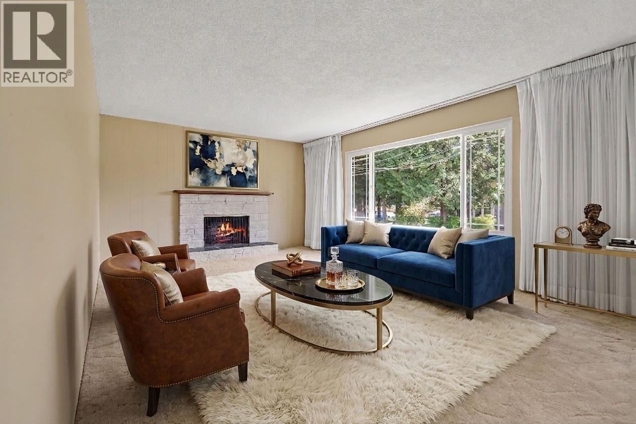 1189 Edgewood Place, North Vancouver, British Columbia  V7R 1Z1 - Photo 4 - R3114559