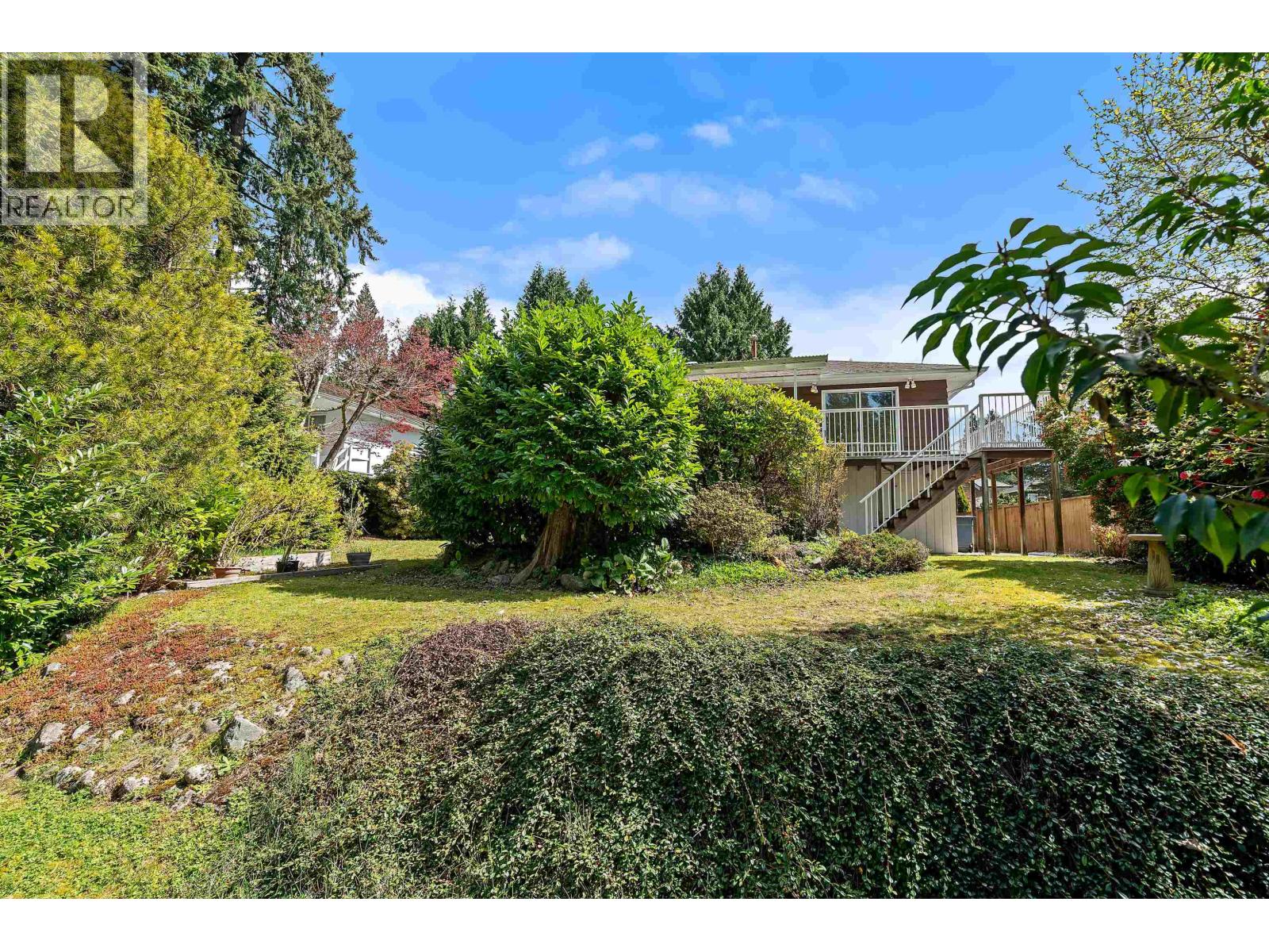 1189 Edgewood Place, North Vancouver, British Columbia  V7R 1Z1 - Photo 30 - R3114559