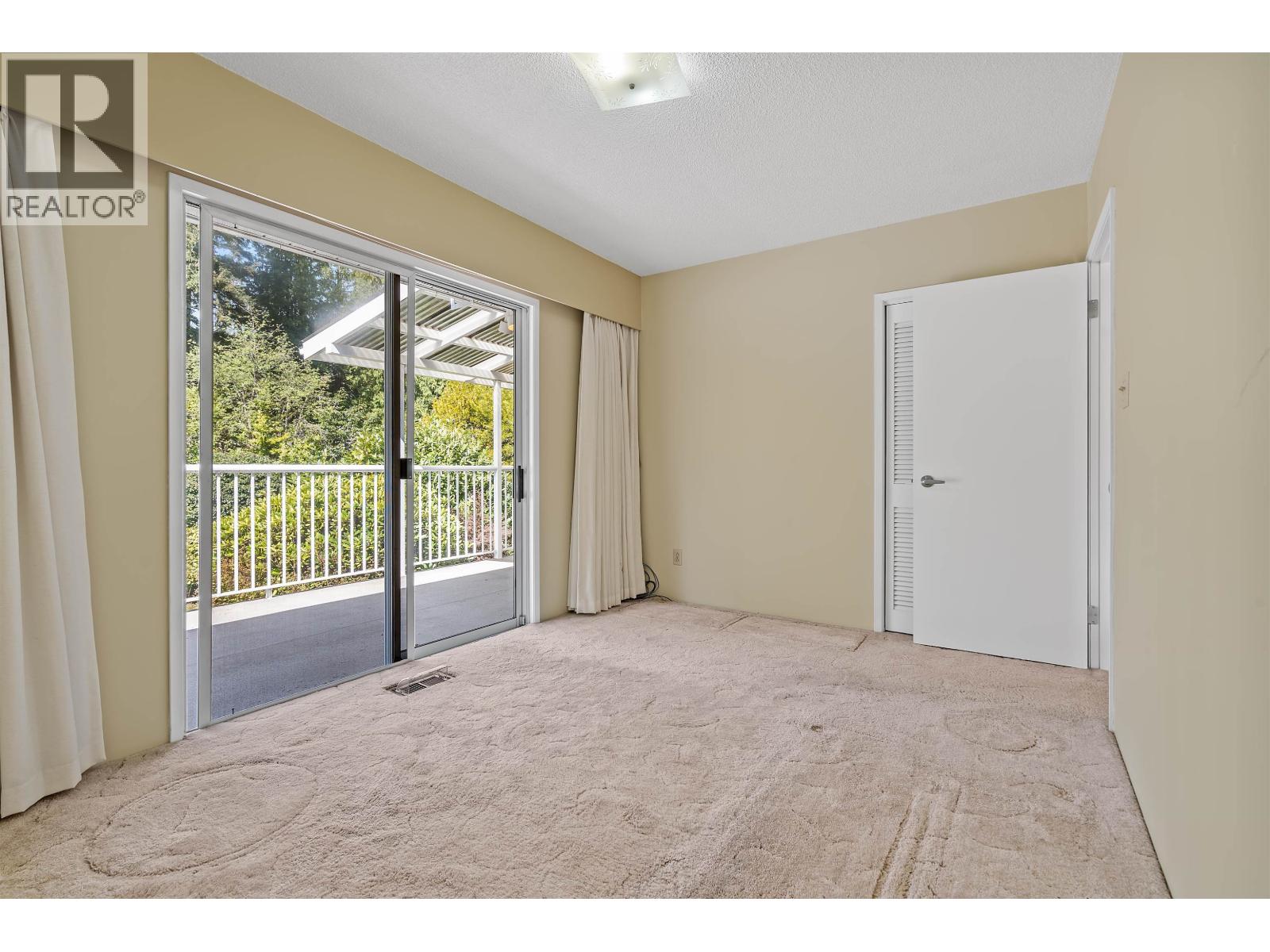 1189 Edgewood Place, North Vancouver, British Columbia  V7R 1Z1 - Photo 12 - R3114559