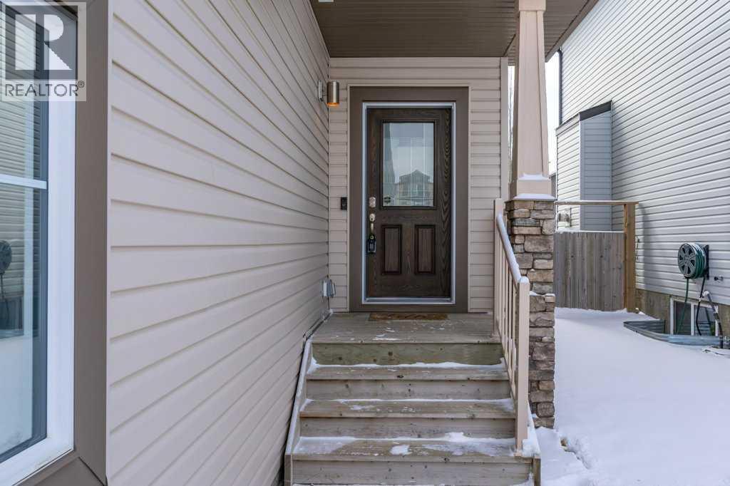 105 Wildrose Green, Strathmore, Alberta  T1P 0G4 - Photo 2 - A2298121