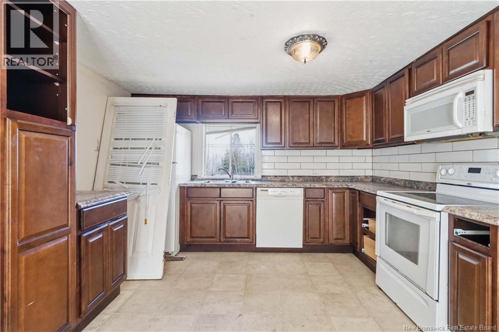 1058 Coverdale Road, Riverview, New Brunswick  E1B 5G3 - Photo 14 - NB137753