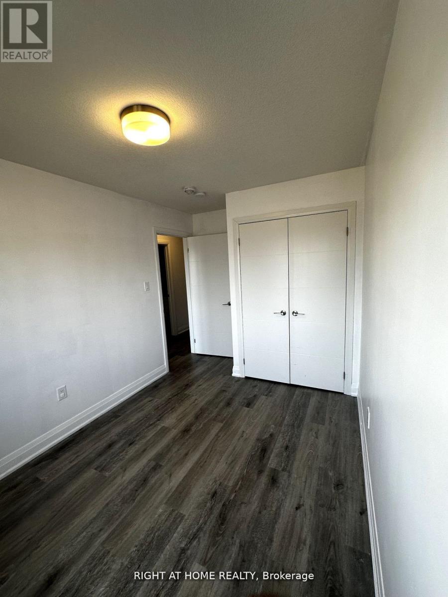 27 Steele Cres Street, Guelph, Ontario  N1E 5L7 - Photo 11 - X13031798