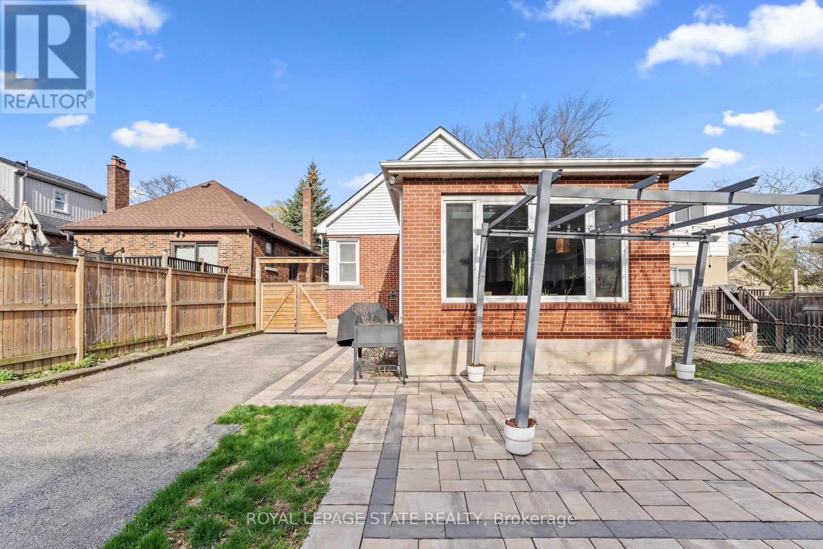 Unknown Address, ,    - Photo 41 - X13031892