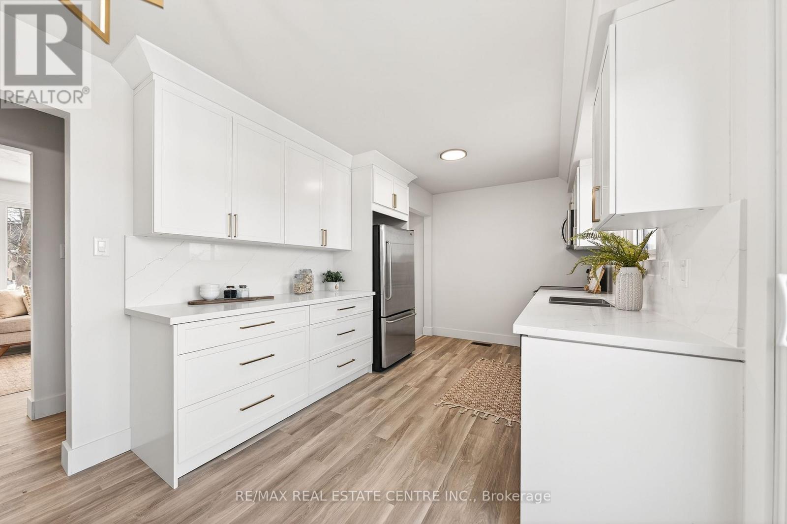 97 Moffat Drive, Cambridge, Ontario  N1R 6C1 - Photo 12 - X13031896