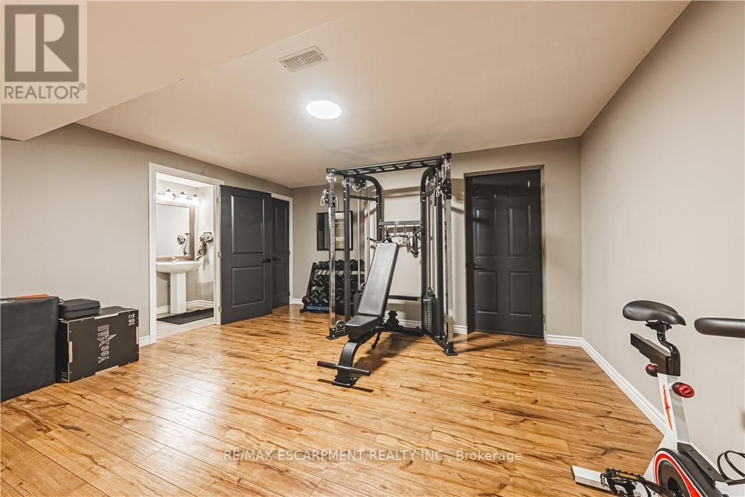 35 Greti Drive, Hamilton, Ontario  L9B 0C9 - Photo 30 - X13031912