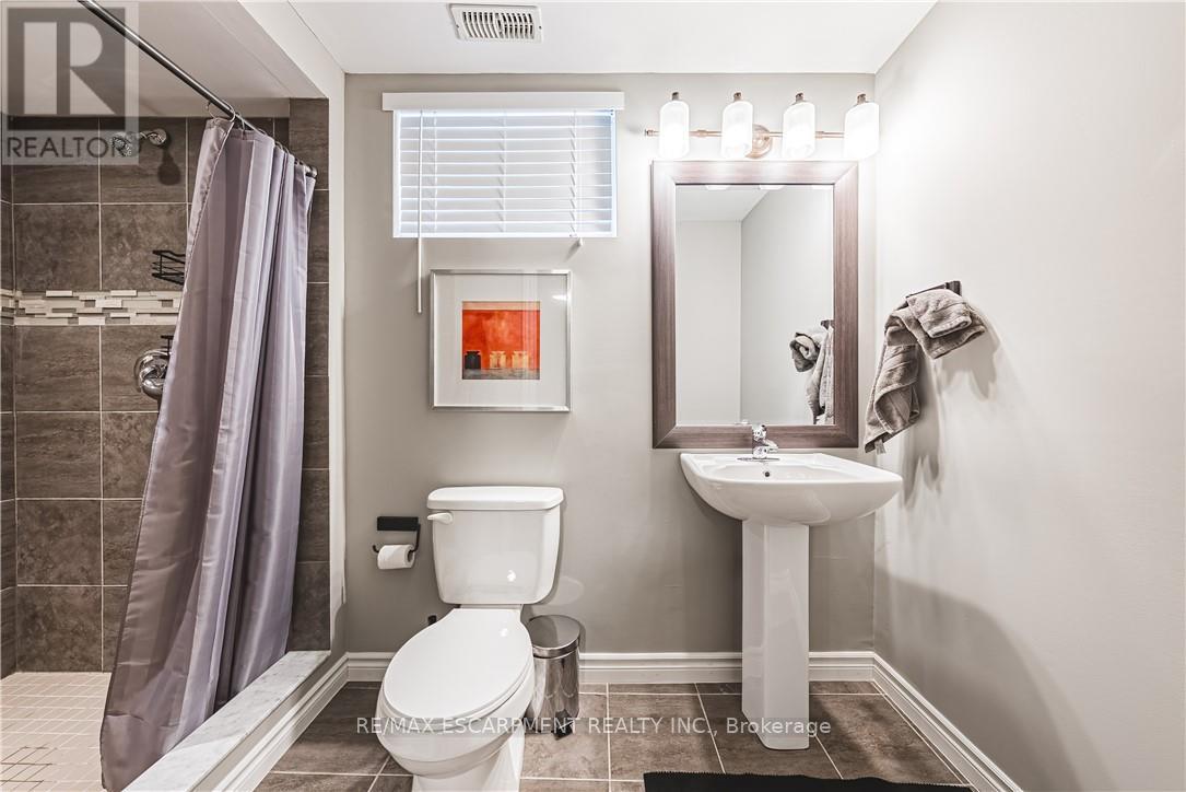 35 Greti Drive, Hamilton, Ontario  L9B 0C9 - Photo 31 - X13031912