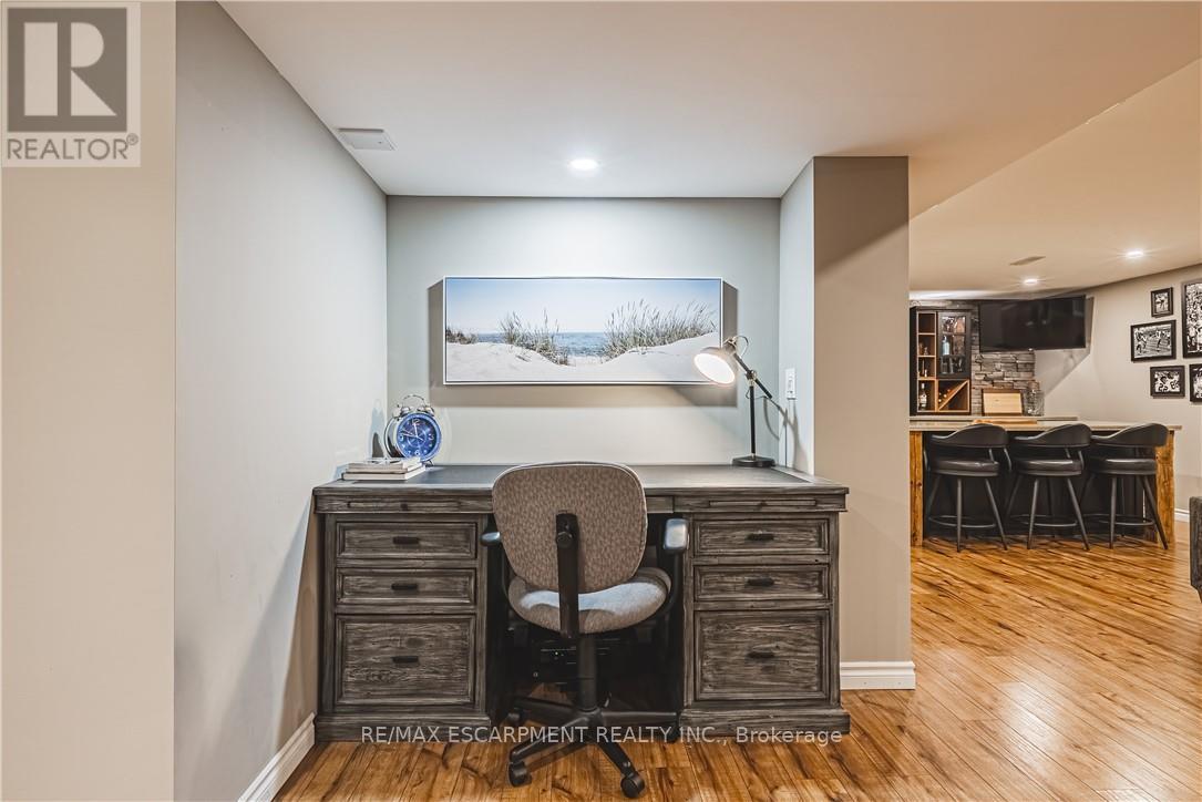 35 Greti Drive, Hamilton, Ontario  L9B 0C9 - Photo 32 - X13031912