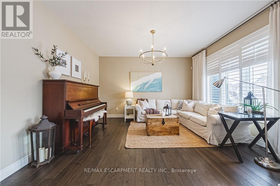 35 Greti Drive, Hamilton, Ontario  L9B 0C9 - Photo 6 - X13031912