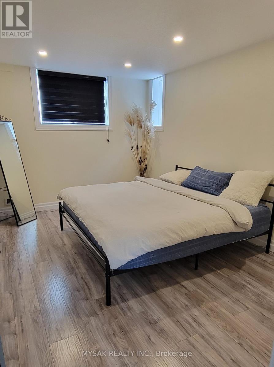 1 - 293 Blucher Boulevard, Kitchener, Ontario  N2H 5V8 - Photo 6 - X13031926