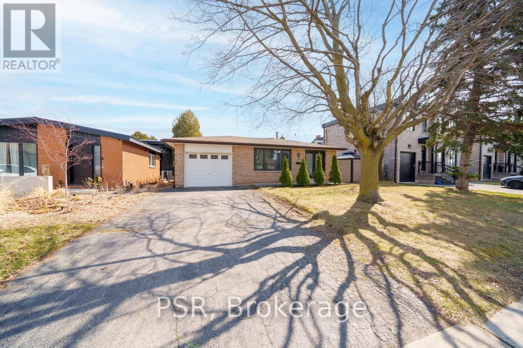 19 Glen Forest Drive, Hamilton, Ontario  L8K 5V7 - Photo 2 - X13031968