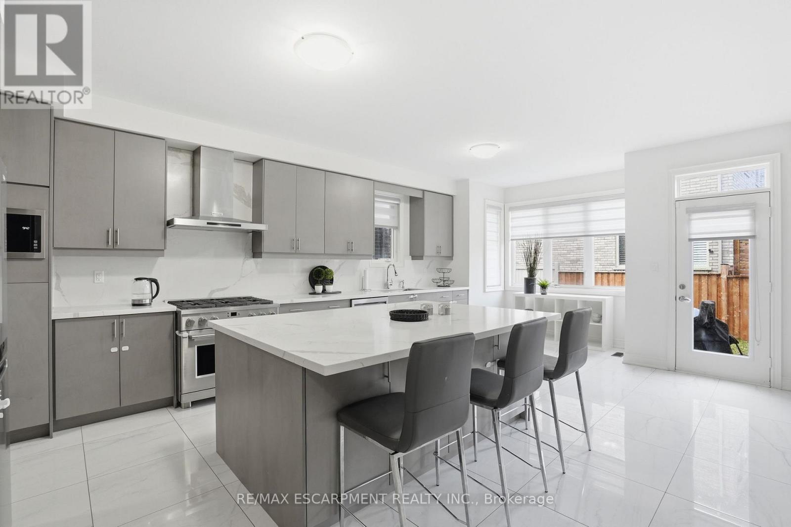 7 Grierson Trail, Hamilton, Ontario  L8B 1Z7 - Photo 16 - X12897270