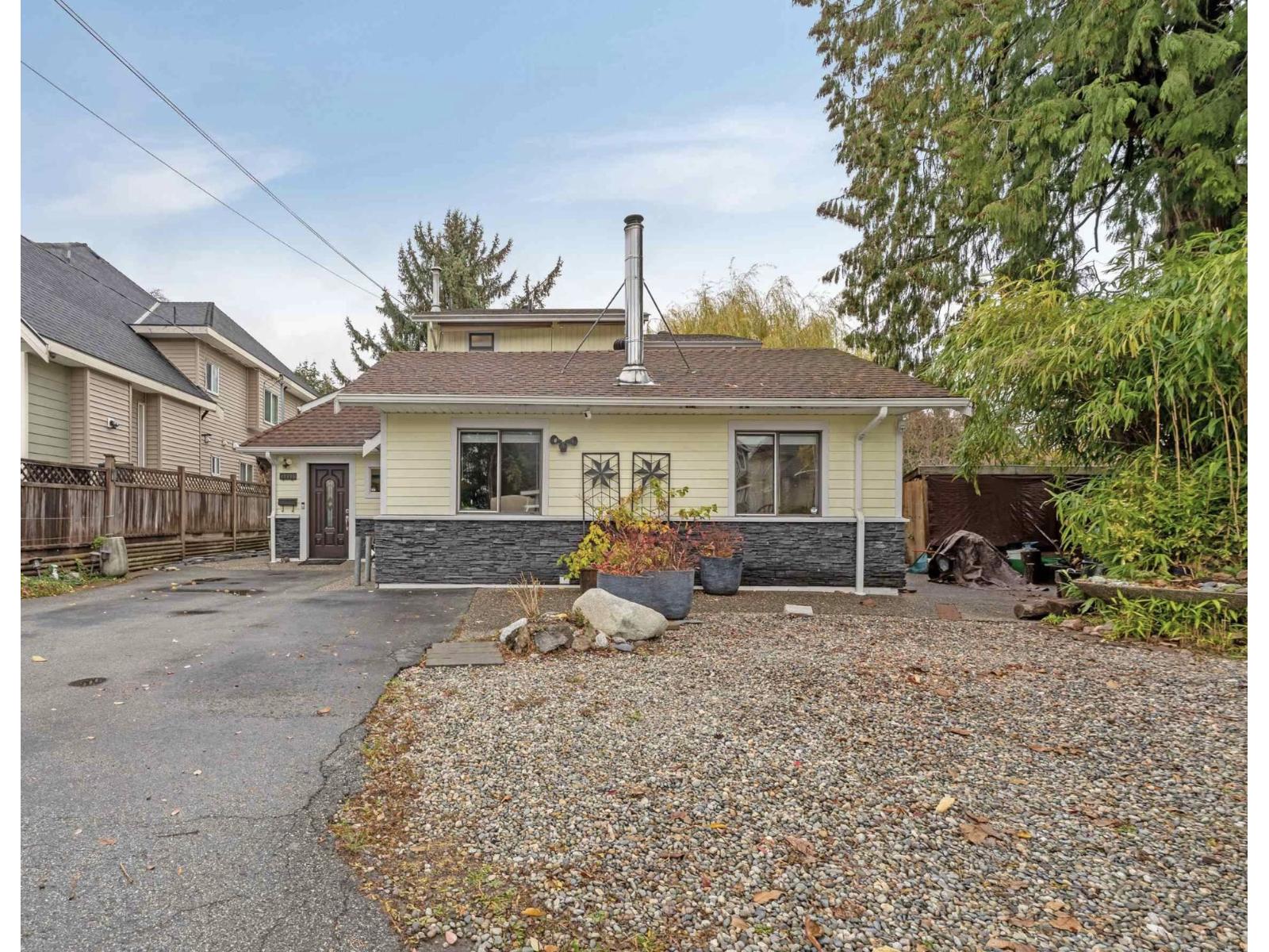 14115 110 Avenue, Surrey, British Columbia  V3R 1Z3 - Photo 1 - R3114630