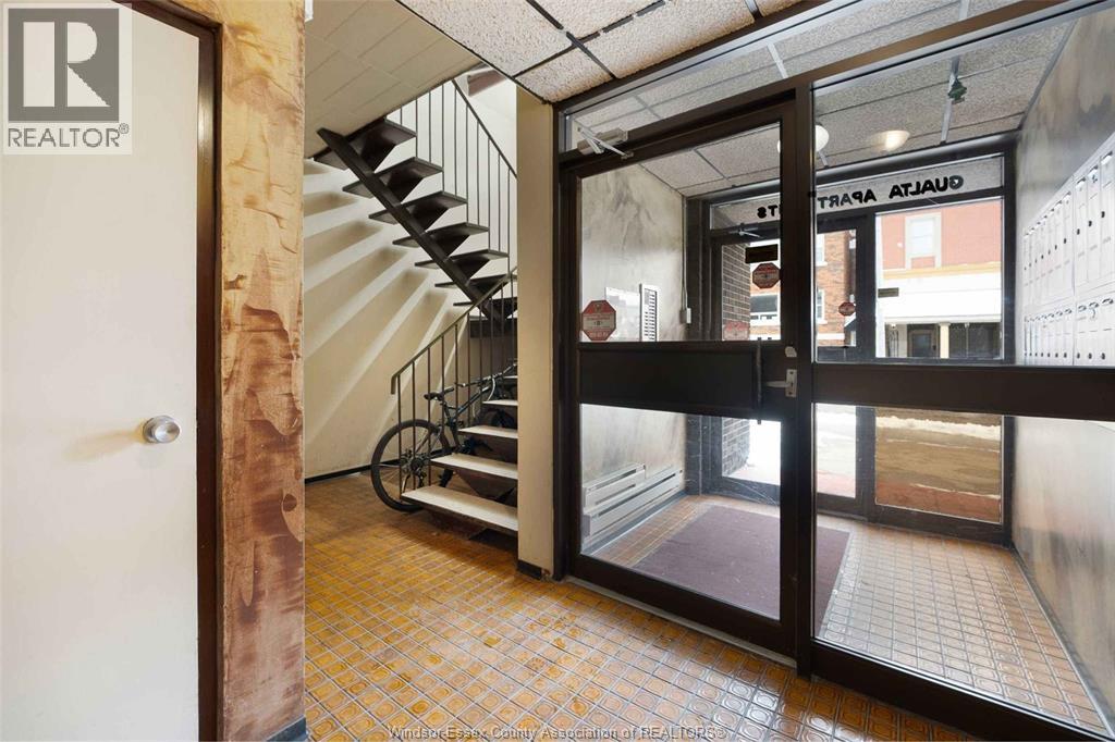 995 Elsmere, Windsor, Ontario  N9A 2A8 - Photo 18 - 26008937