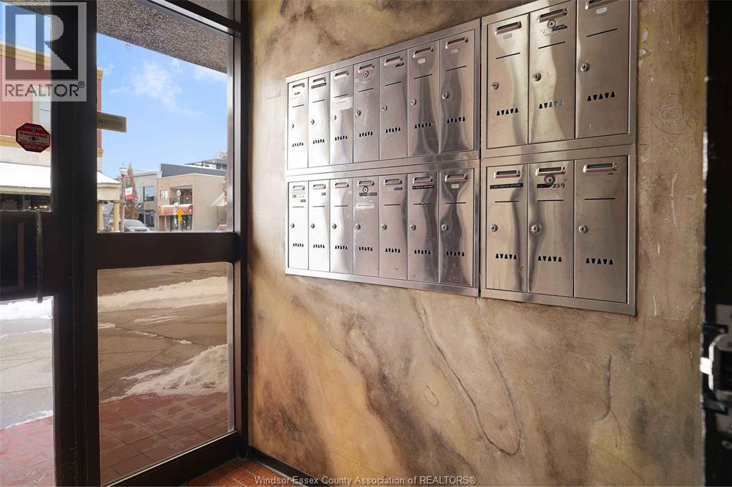 995 Elsmere, Windsor, Ontario  N9A 2A8 - Photo 19 - 26008937