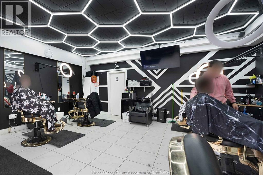 995 Elsmere, Windsor, Ontario  N9A 2A8 - Photo 22 - 26008937