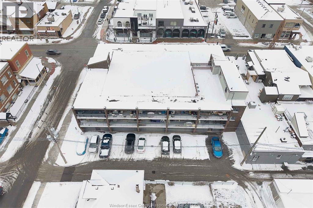 995 Elsmere, Windsor, Ontario  N9A 2A8 - Photo 7 - 26008937