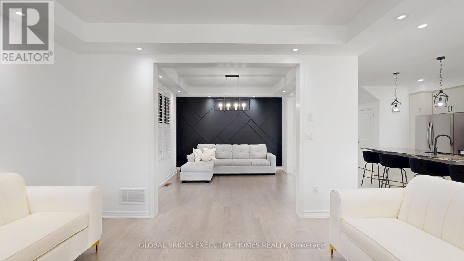 2885 Foxden Square, Pickering, Ontario  L1X 0N9 - Photo 7 - E12901582