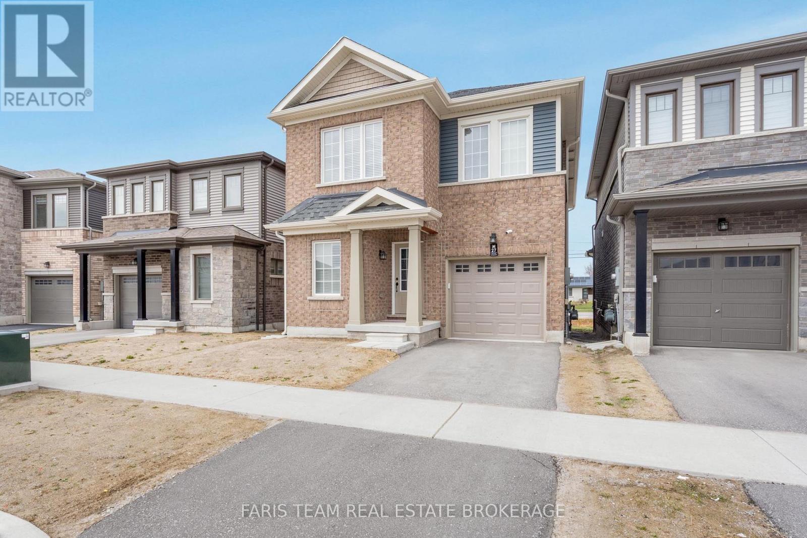 27 Harvest Crescent, Barrie, Ontario  L9J 0T3 - Photo 2 - S12949176