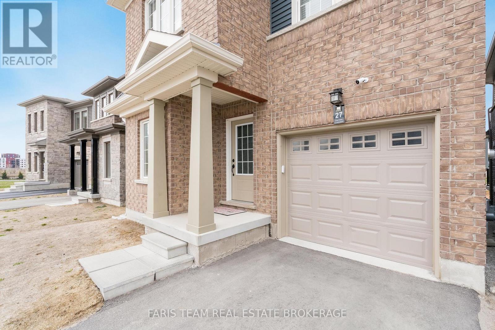 27 Harvest Crescent, Barrie, Ontario  L9J 0T3 - Photo 4 - S12949176