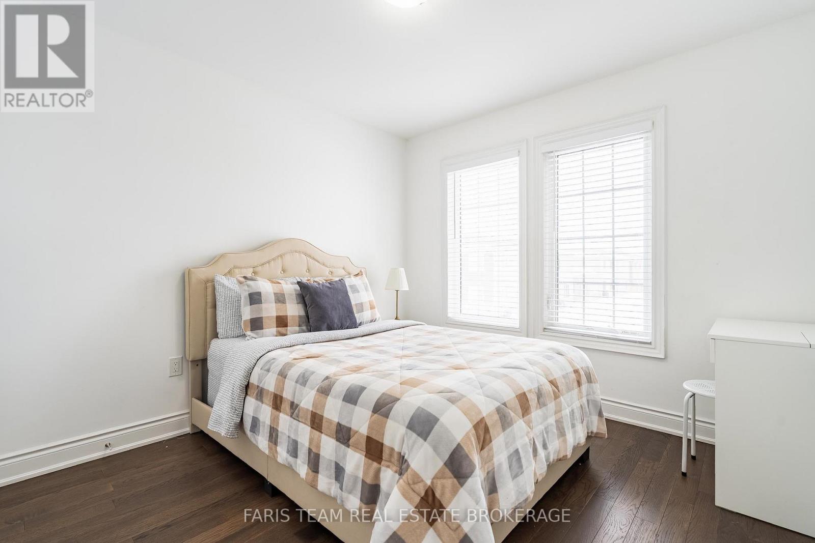 27 Harvest Crescent, Barrie, Ontario  L9J 0T3 - Photo 24 - S12949176