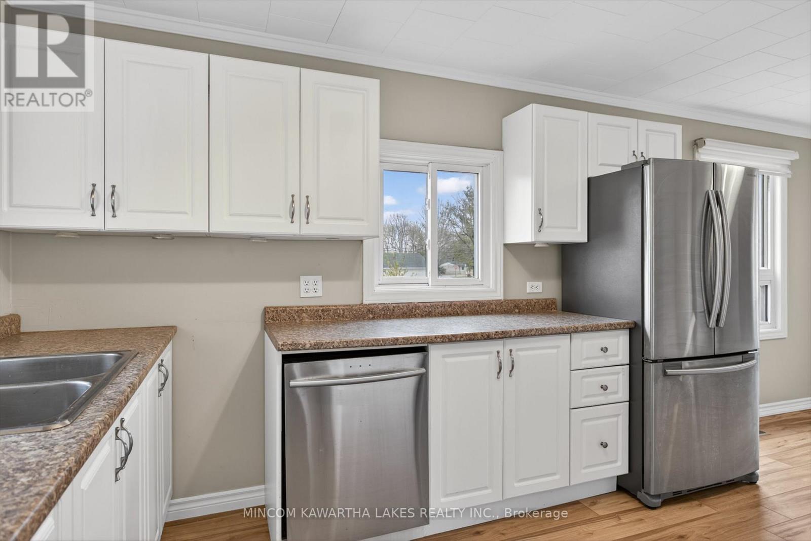 8 West Street N, Kawartha Lakes, Ontario  K0M 1N0 - Photo 11 - X13007832