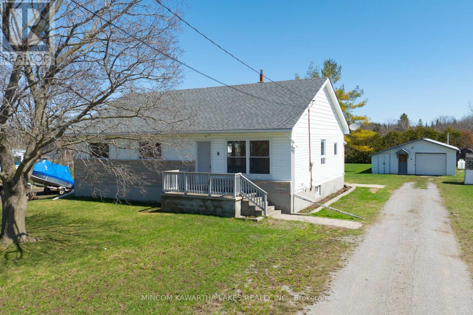 8 West Street N, Kawartha Lakes, Ontario  K0M 1N0 - Photo 1 - X13007832