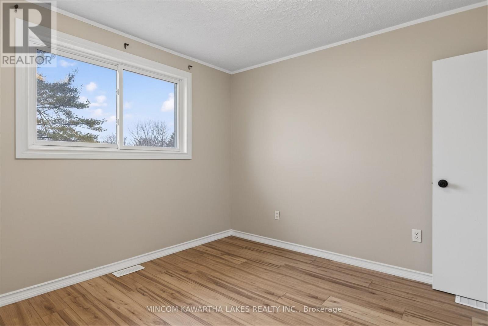 8 West Street N, Kawartha Lakes, Ontario  K0M 1N0 - Photo 24 - X13007832